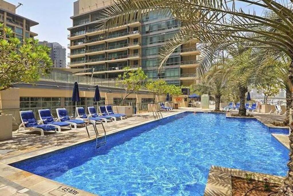 Dubai Marina 1 Bedroom Apt. Walking Distance Jbr. ภายนอก รูปภาพ