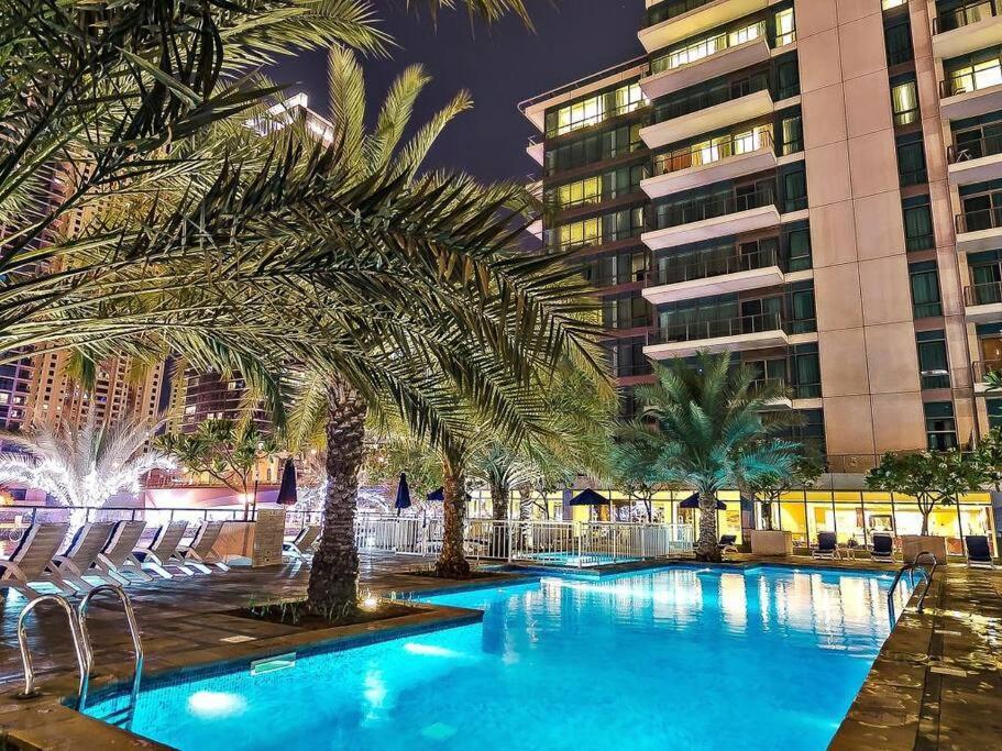 Dubai Marina 1 Bedroom Apt. Walking Distance Jbr. ภายนอก รูปภาพ