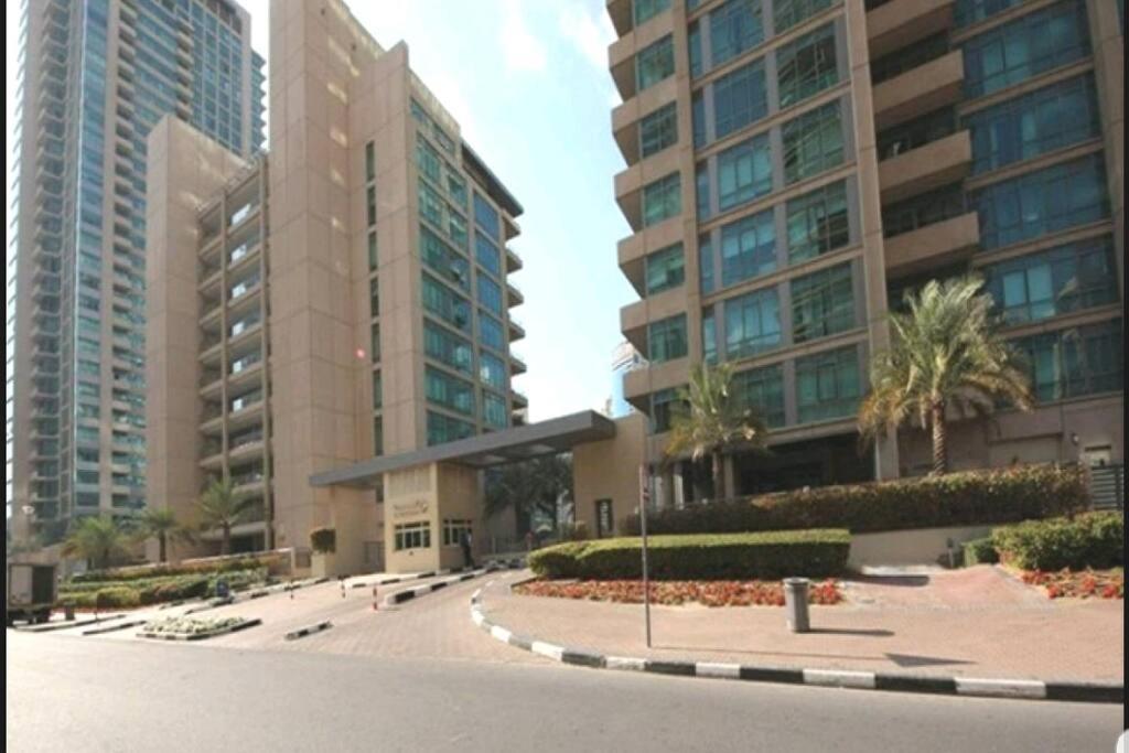 Dubai Marina 1 Bedroom Apt. Walking Distance Jbr. ภายนอก รูปภาพ
