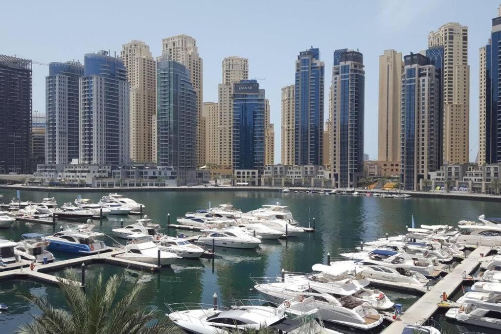 Dubai Marina 1 Bedroom Apt. Walking Distance Jbr. ภายนอก รูปภาพ