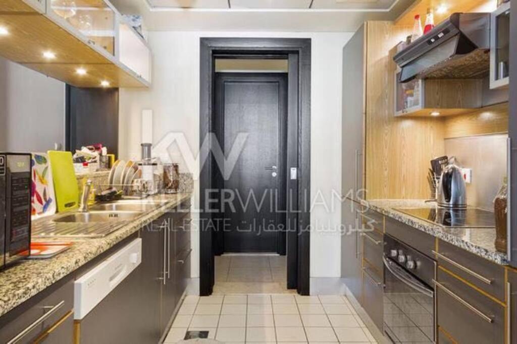 Dubai Marina 1 Bedroom Apt. Walking Distance Jbr. ภายนอก รูปภาพ
