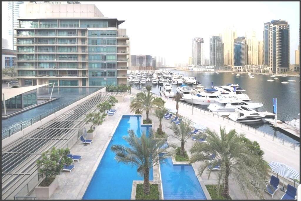 Dubai Marina 1 Bedroom Apt. Walking Distance Jbr. ภายนอก รูปภาพ