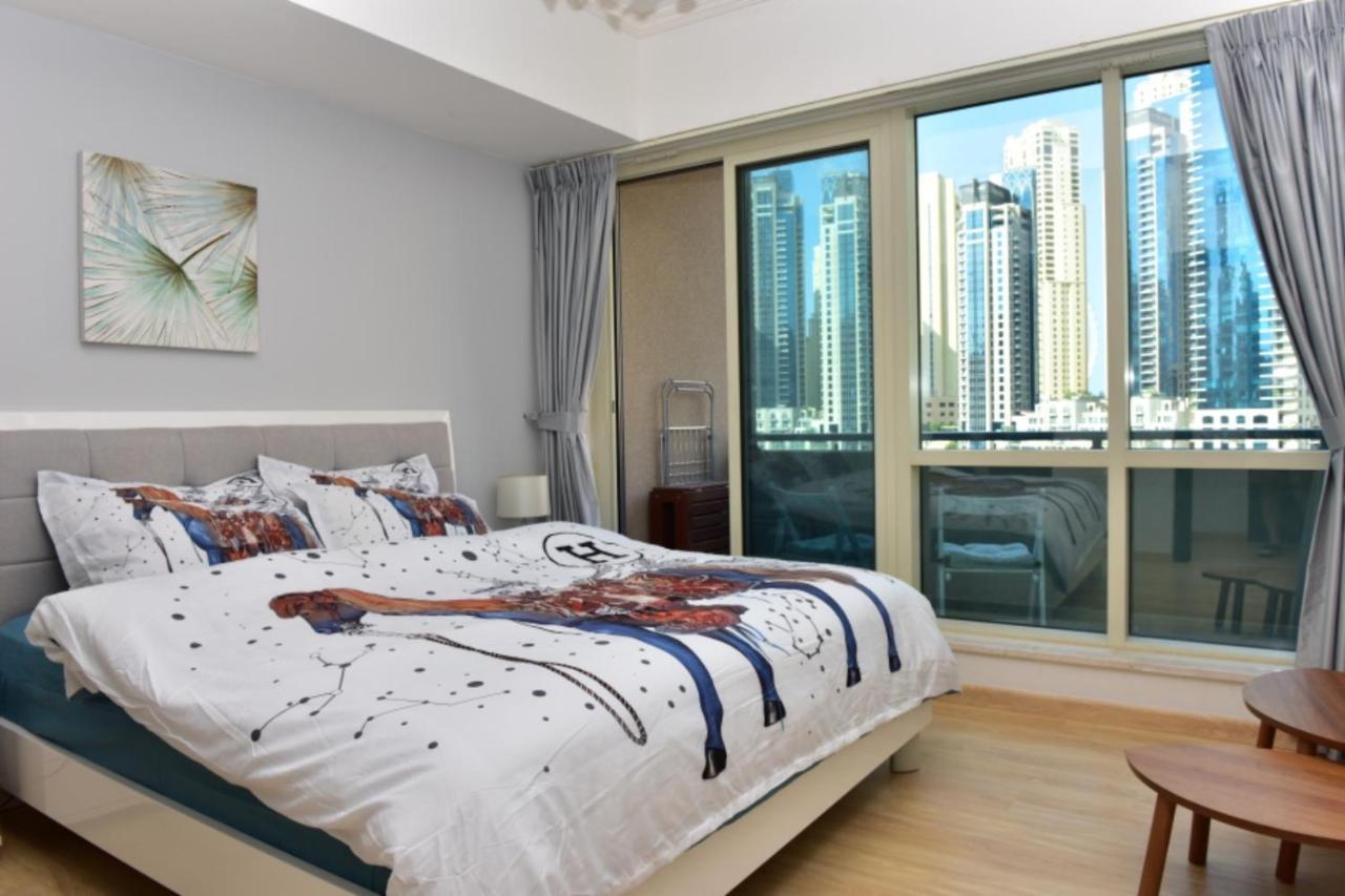Dubai Marina 1 Bedroom Apt. Walking Distance Jbr. ภายนอก รูปภาพ